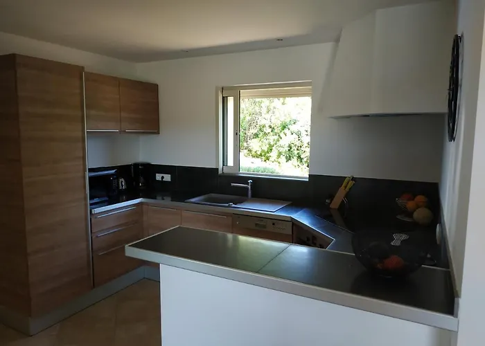 Filao Lucie De Porto Vecchio * Sainte-Lucie de Porto-Vecchio