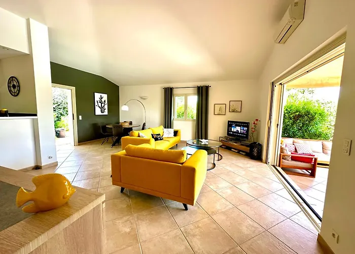 Filao Lucie De Porto Vecchio