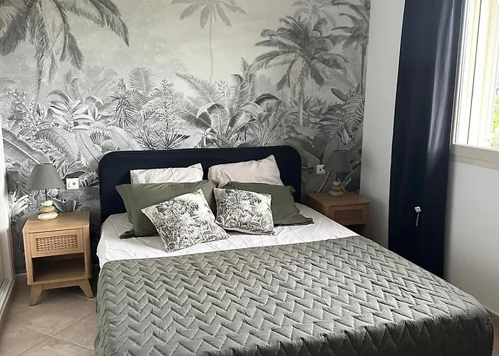 Filao Lucie De Porto Vecchio